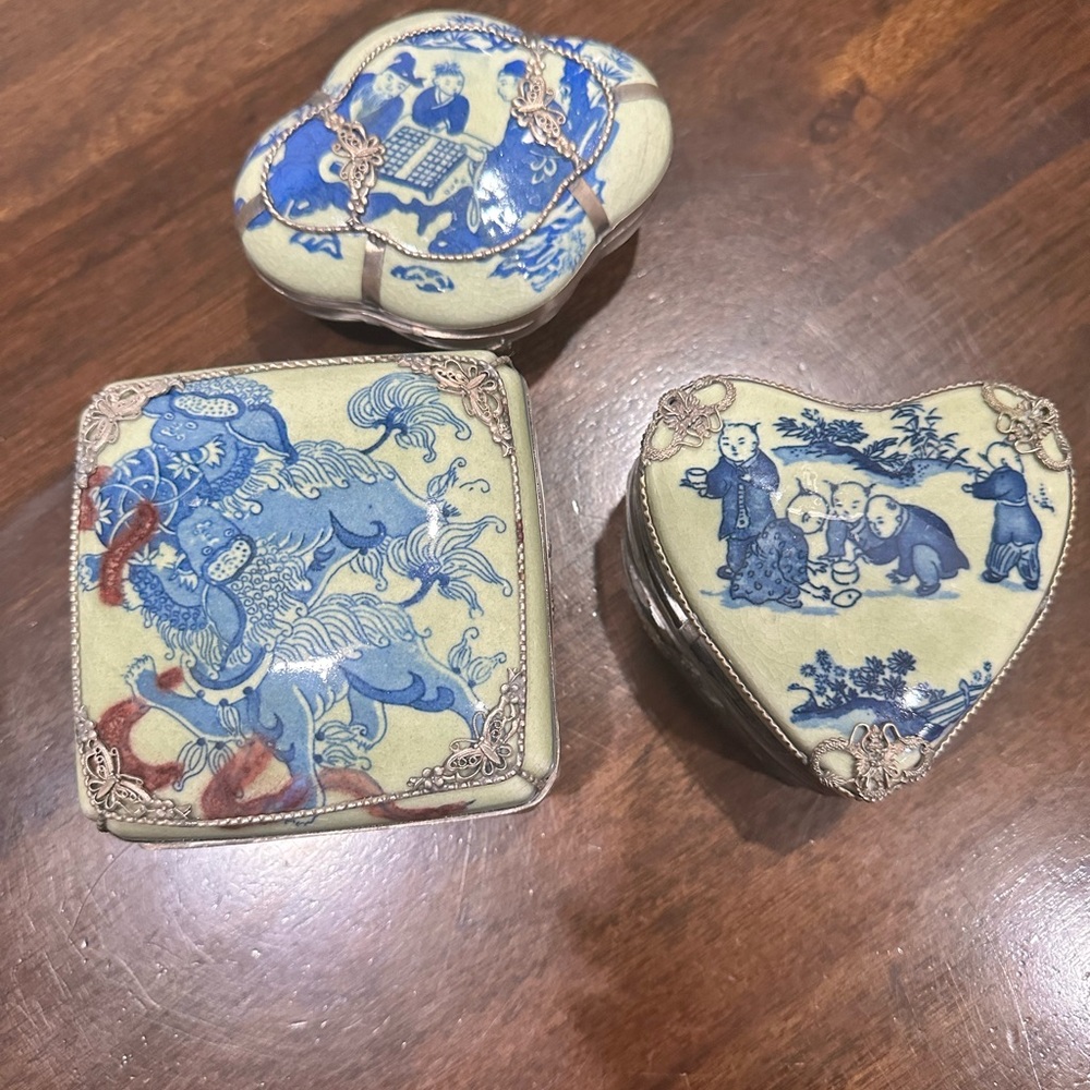 Antique Chinese Guangxu porcelain & likely silver trinket boxes x3 (not tested)